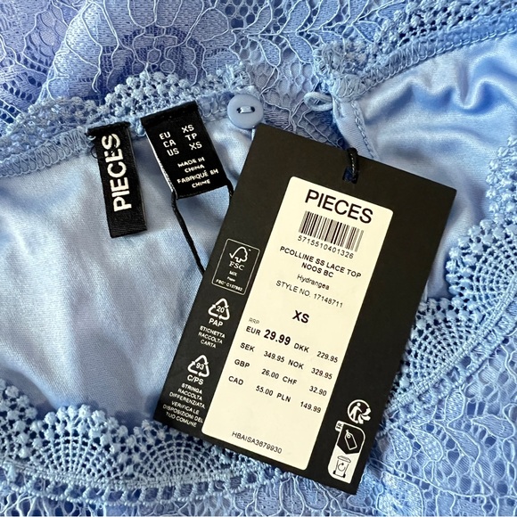 Pieces Short Sleeve Lace Top Women's Extra Small Periwinkle Quiet Luxury NWT - Picture 3 of 10
